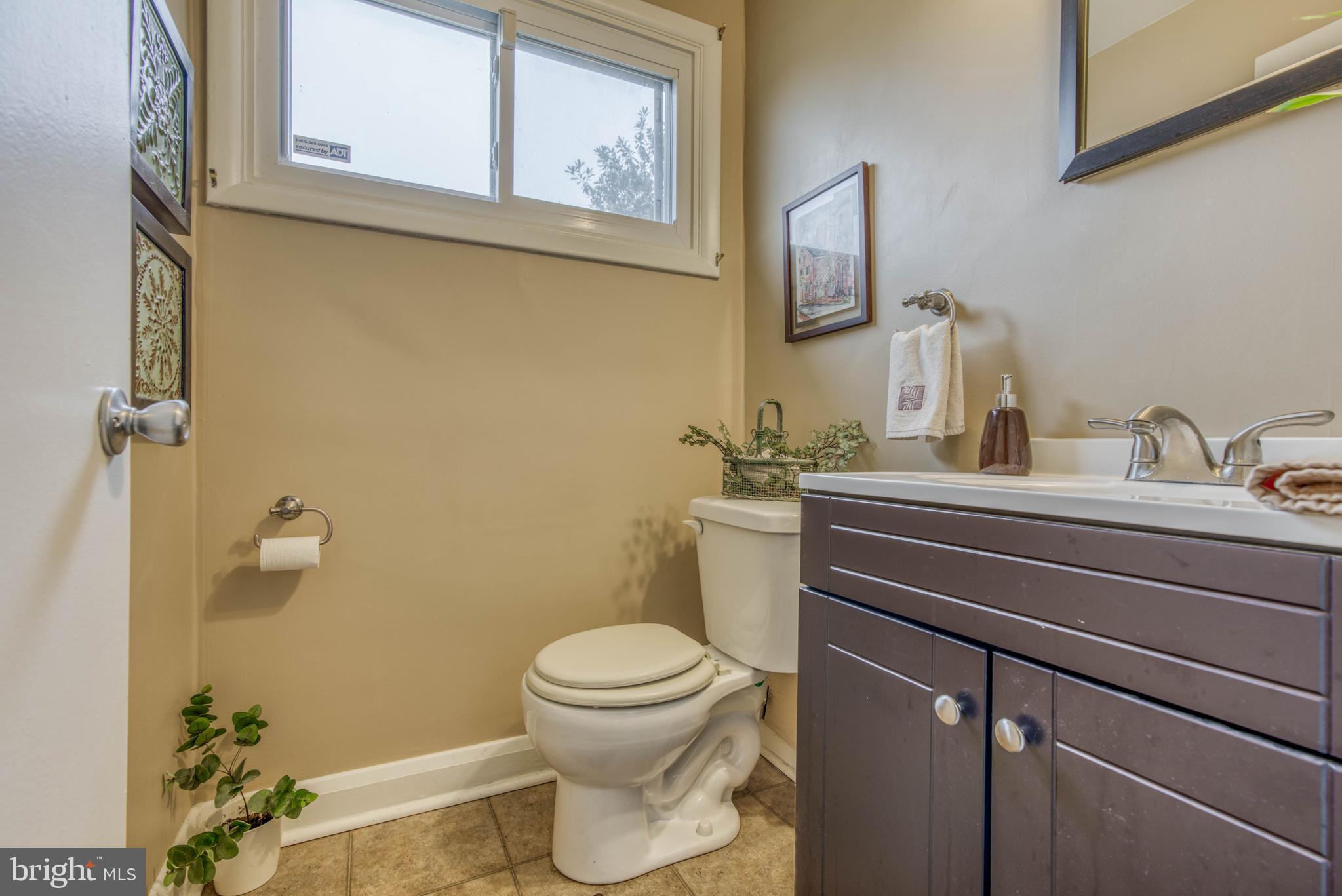 102 Belmore Road Lutherville-Timonium, MD 21093 - Photo 9 of 28 half bath on first level