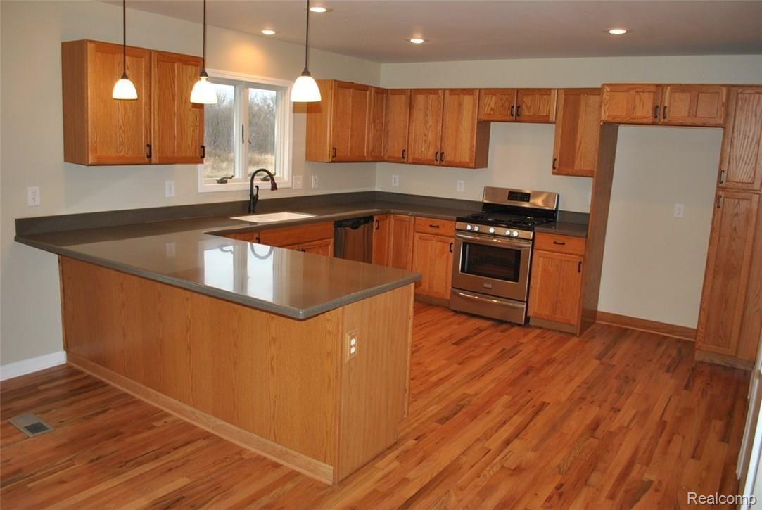 8941 North Gregory Road Fowlerville, MI 48836 - Photo 5 of 30 DSC_0770.jpg