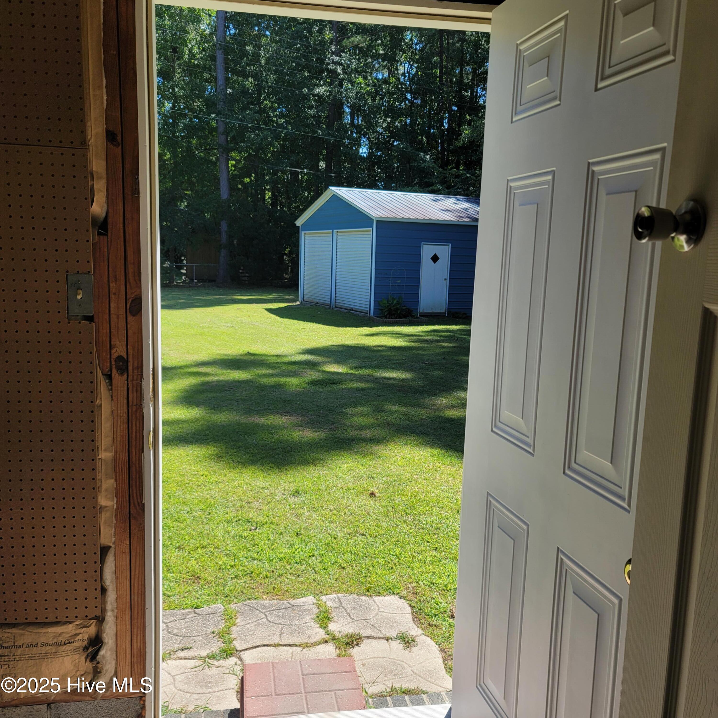 101 Dane Court Havelock, NC 28532 - Photo 12 of 38 Fam rm door toexit