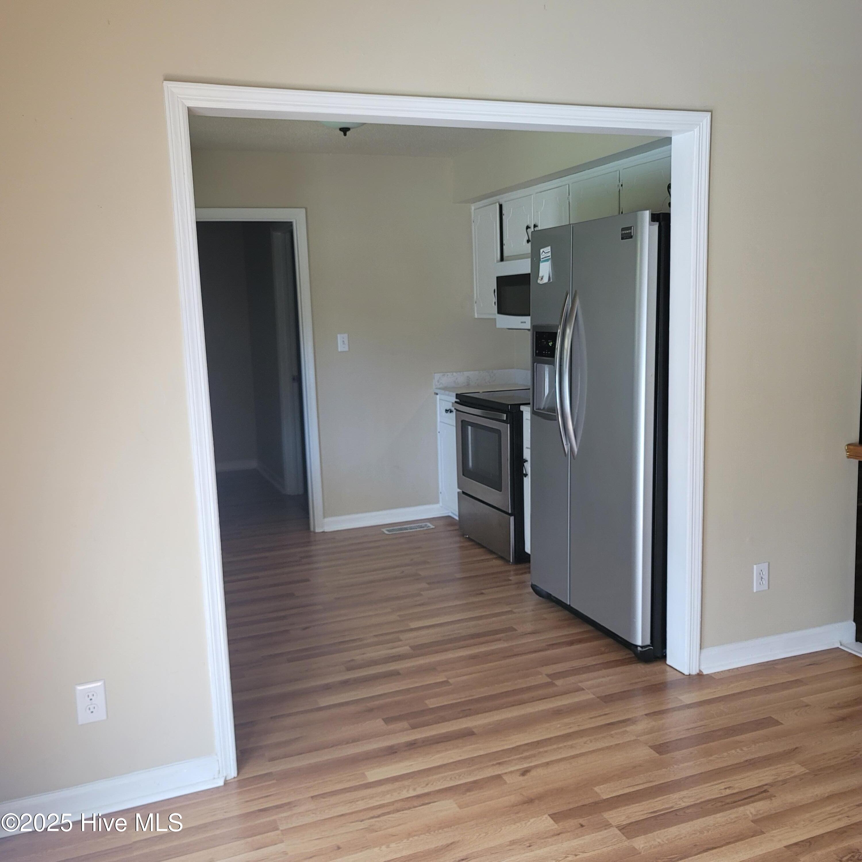 101 Dane Court Havelock, NC 28532 - Photo 6 of 38 Kitchen