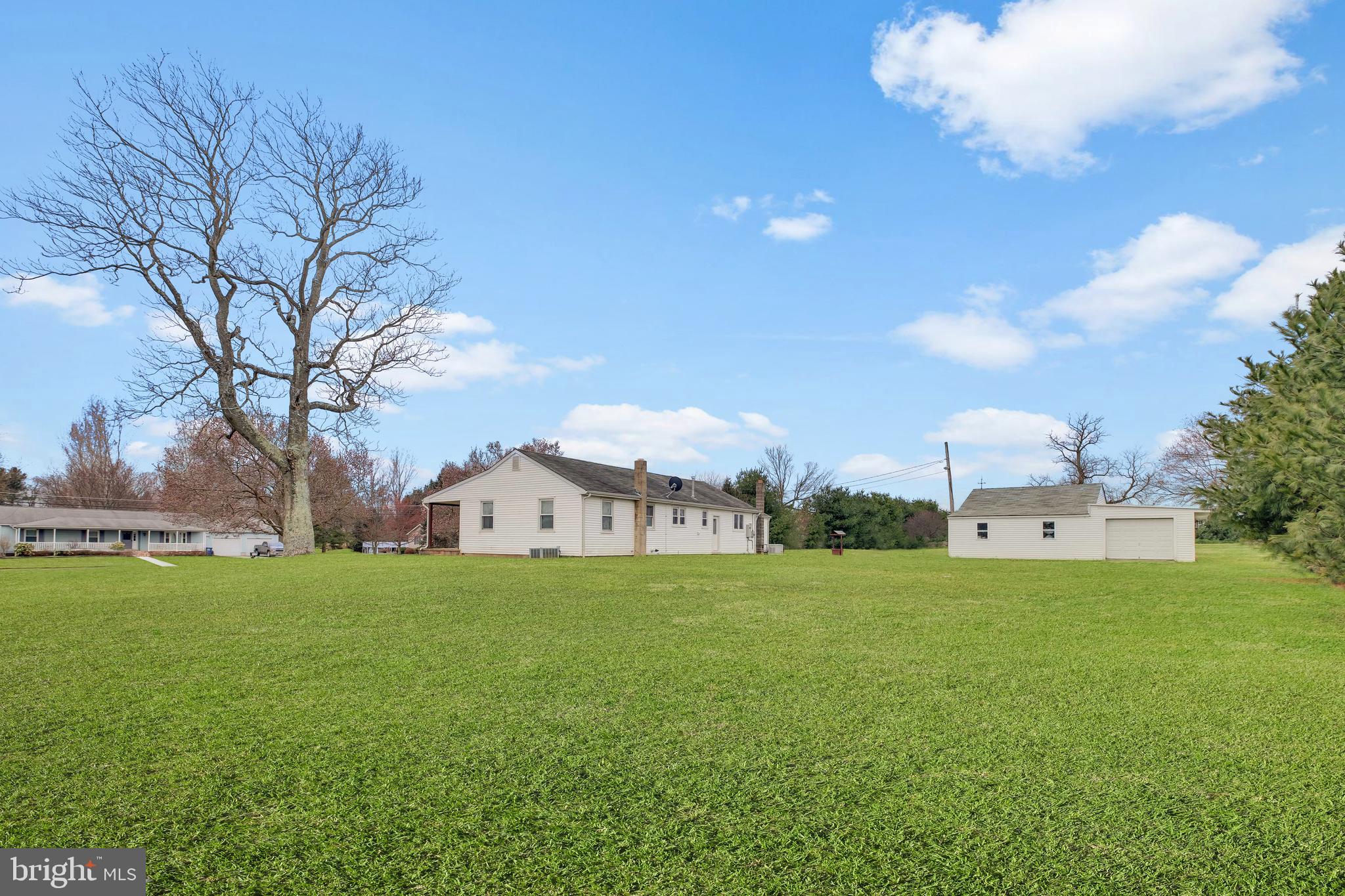 429 White Pine Road Columbus, NJ 08022 - Photo 3 of 32 Gallery Image 3