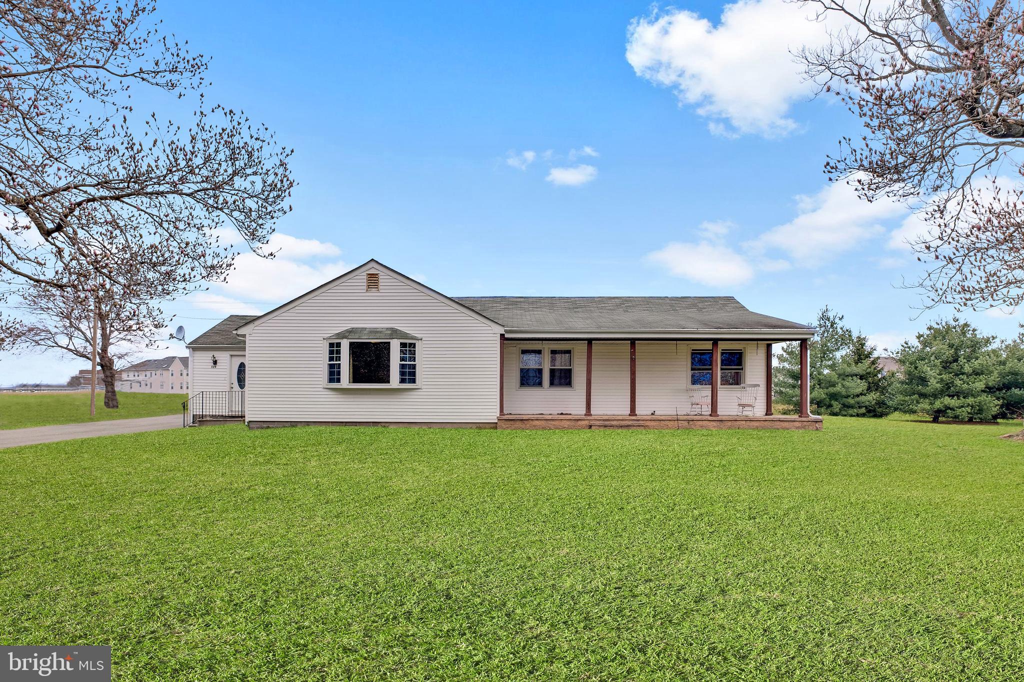 429 White Pine Road Columbus, NJ 08022 - Photo 5 of 32 Gallery Image 5