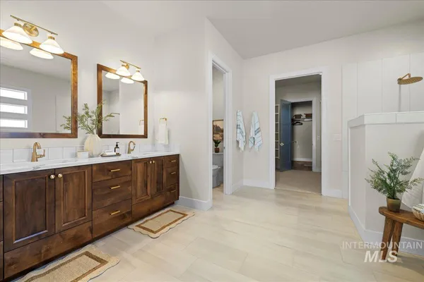 $769,900 | 7114 East Chicken Hawk Loop, Nampa, ID 83686