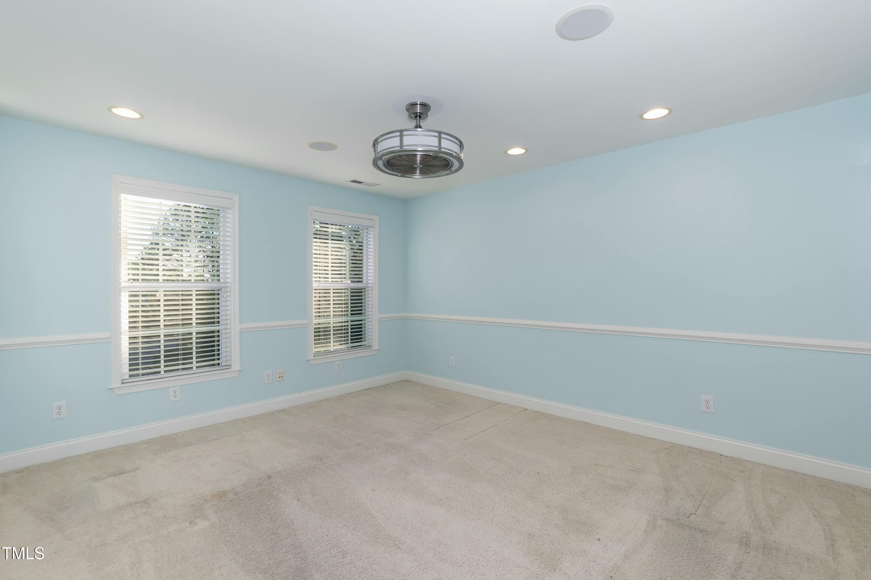 10115 Mizner Lane Raleigh, NC 27617 - Photo 30 of 54 tempImageNTkPNW