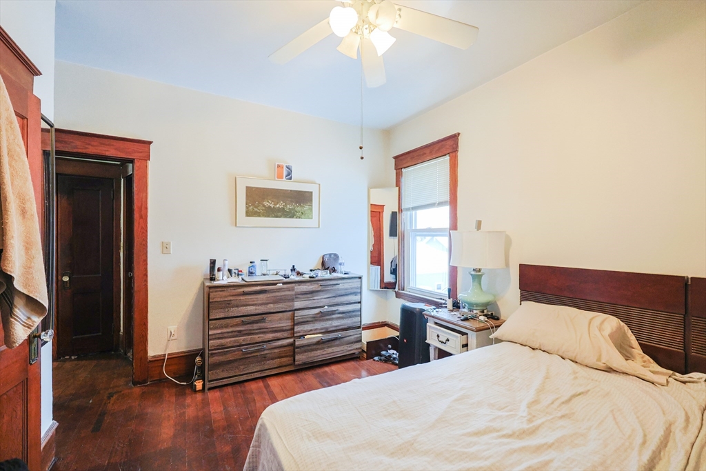 352 Barnes Street Fall River, MA 02723 - Photo 36 of 40