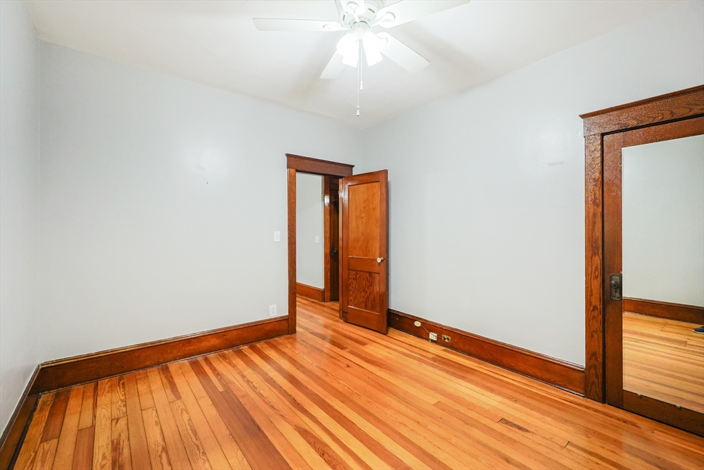 352 Barnes Street Fall River, MA 02723 - Photo 9 of 40