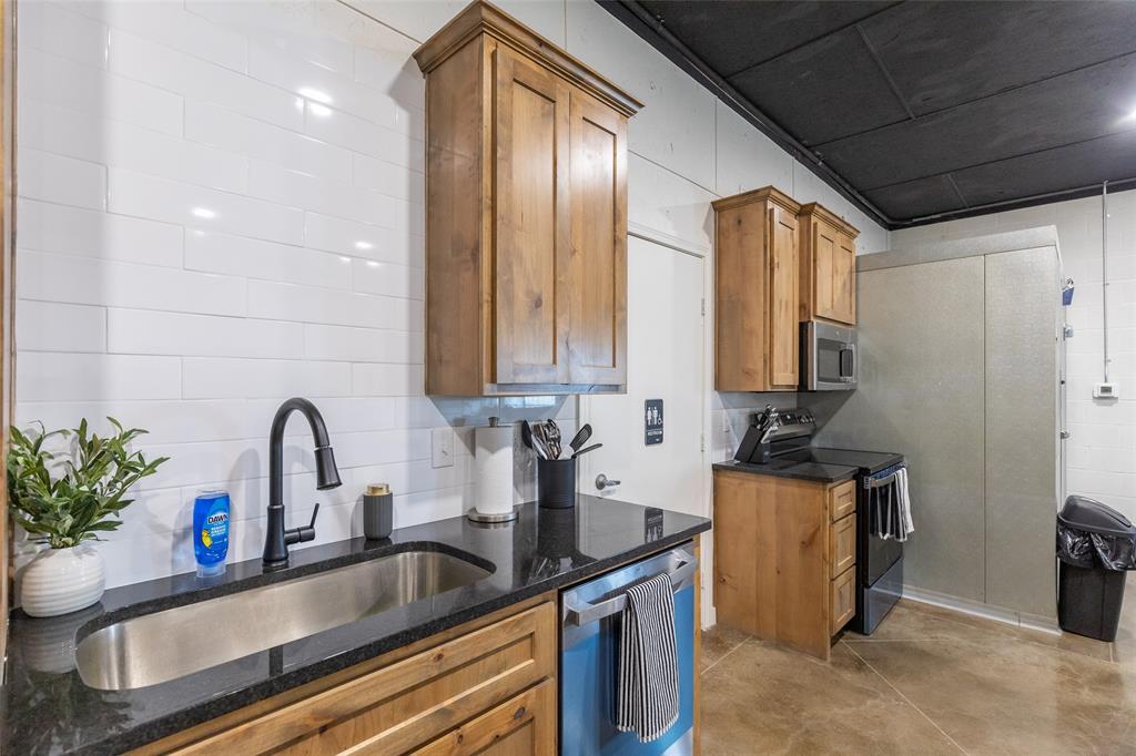 381 North F M 707 Merkel, TX 79536 - Photo 7 of 19