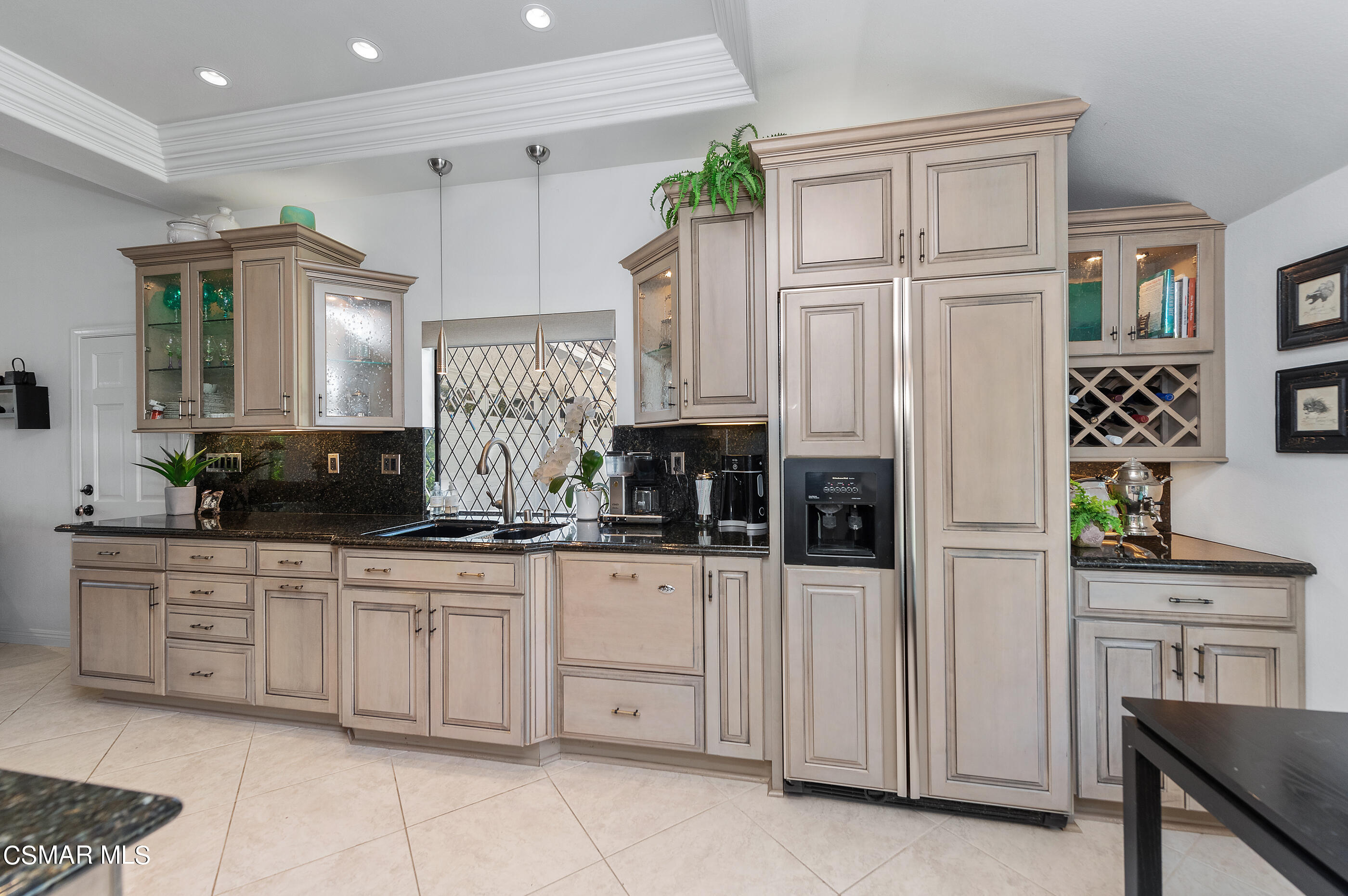 325 Longbranch Road Simi Valley, CA 93065 - Photo 34 of 99 325 Longbranch Rd Simi Valley-30