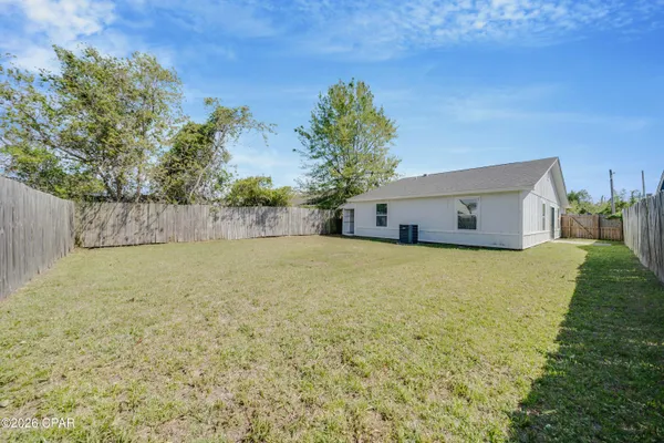 $2,295 | 7011 Lois Street, Panama City, FL 32404