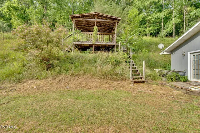 $575,000 | 431 Strong Hollow Lane, Fort Blackmore, VA 24250