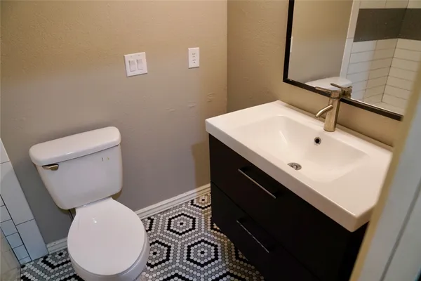 $168,000 | 1624 Aquarena Springs Drive, Unit D 132, San Marcos, TX 78666