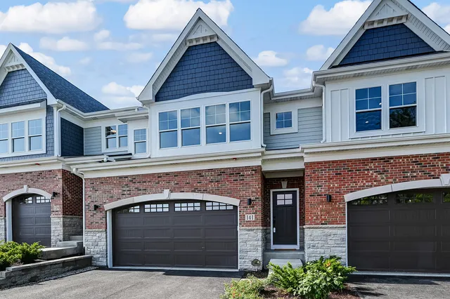 $965,000 | 133 Harding Avenue, Glen Ellyn, IL 60137