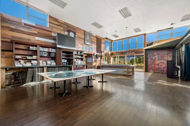 $495,000 | 70700 Ironwood Drive, Niles, MI 49120