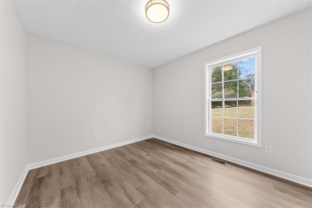 3707 Ribbon Lane Winston-Salem, NC 27107 - Photo 15 of 33