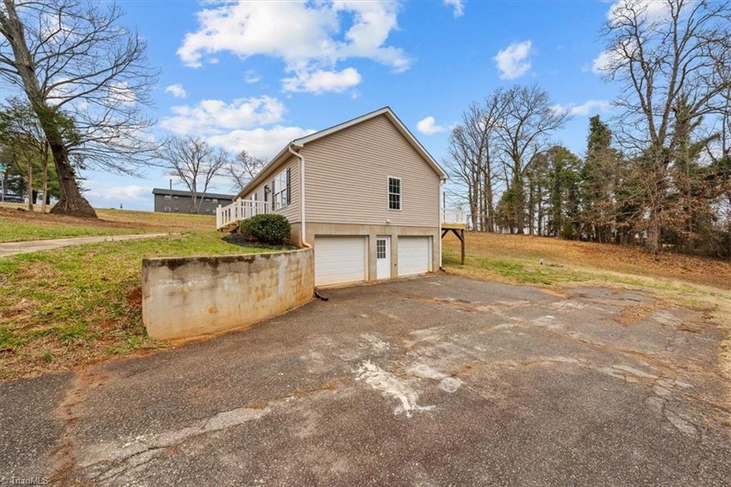 3707 Ribbon Lane Winston-Salem, NC 27107 - Photo 28 of 33