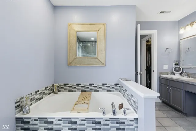 $359,900 | 7517 Wildcat Run Lane, Indianapolis, IN 46239