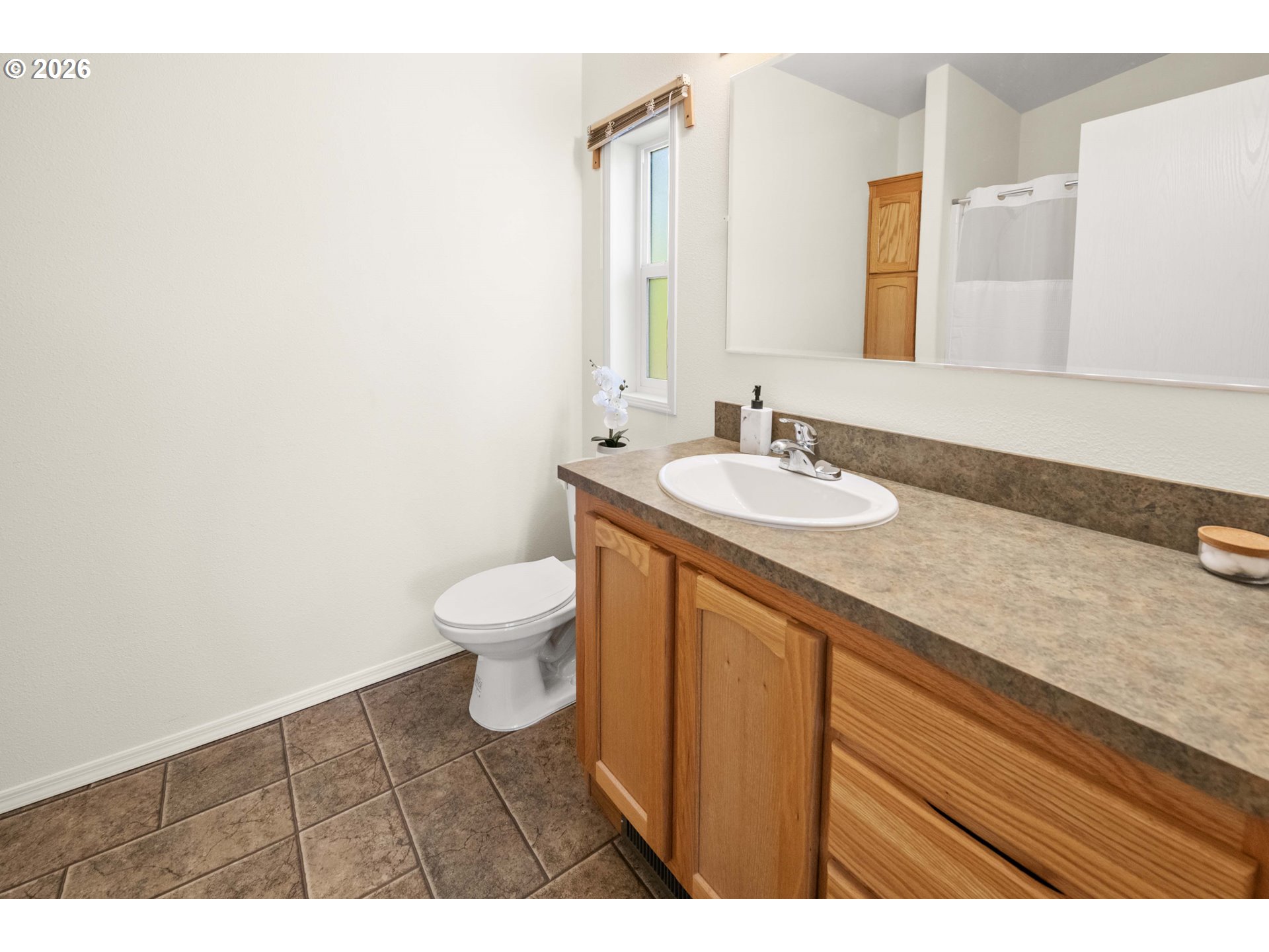 93228 Knappa Platt Road Astoria, OR 97103 - Photo 19 of 46 Bathroom