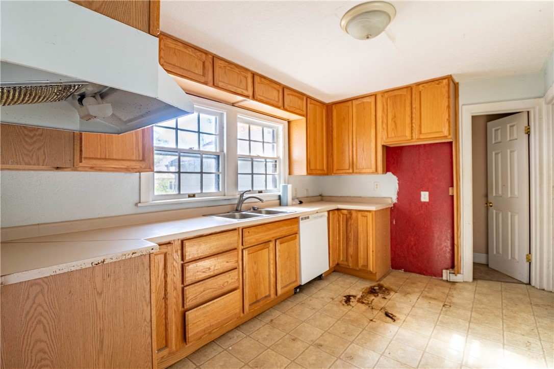 1585 West Sunset Avenue Decatur, IL 62522 - Photo 5 of 14