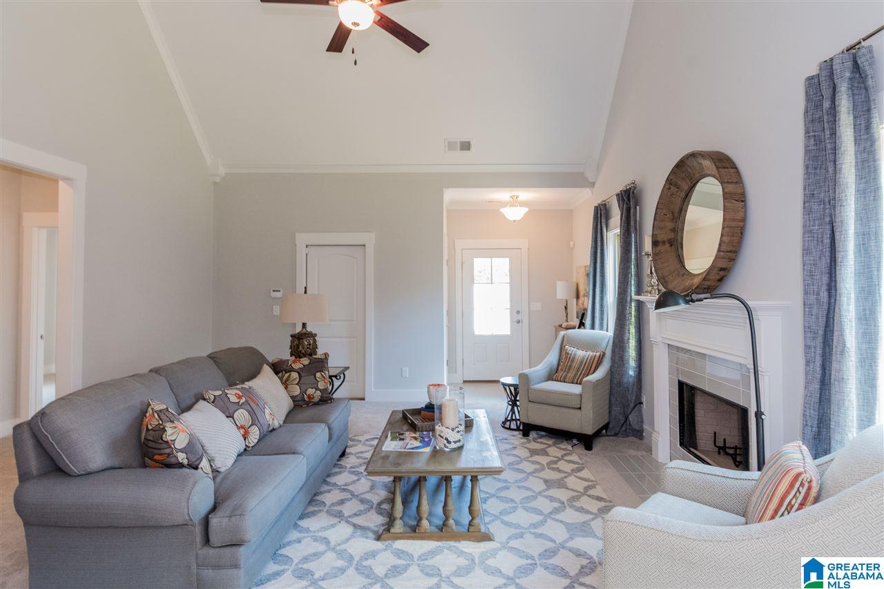 1154 Emerald Ridge Drive Calera, AL 35040 - Photo 5 of 28