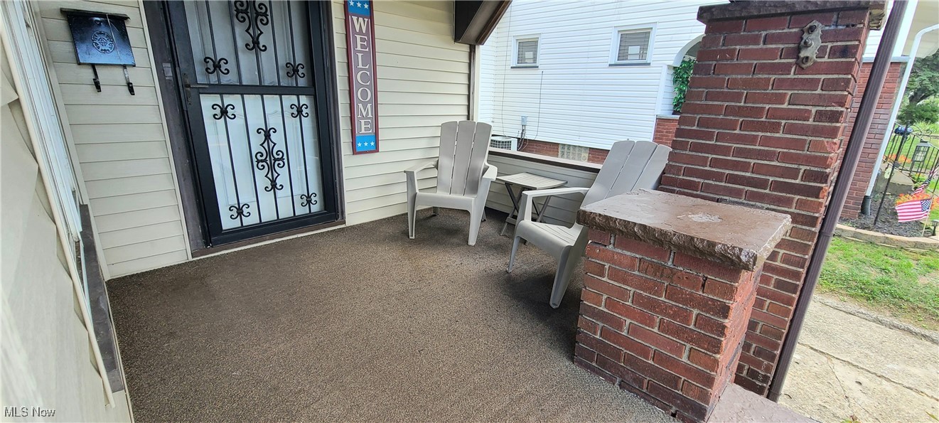 3210 Dryden Court Southwest Canton, OH 44708 - Photo 3 of 24 Front porch to relax on