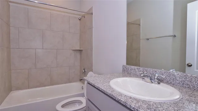 $1,900 | 31339 Spotted Saddle Hollow, Fulshear, TX 77441