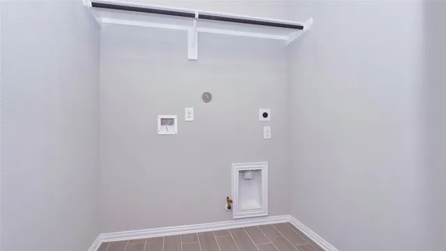 $1,900 | 31339 Spotted Saddle Hollow, Fulshear, TX 77441