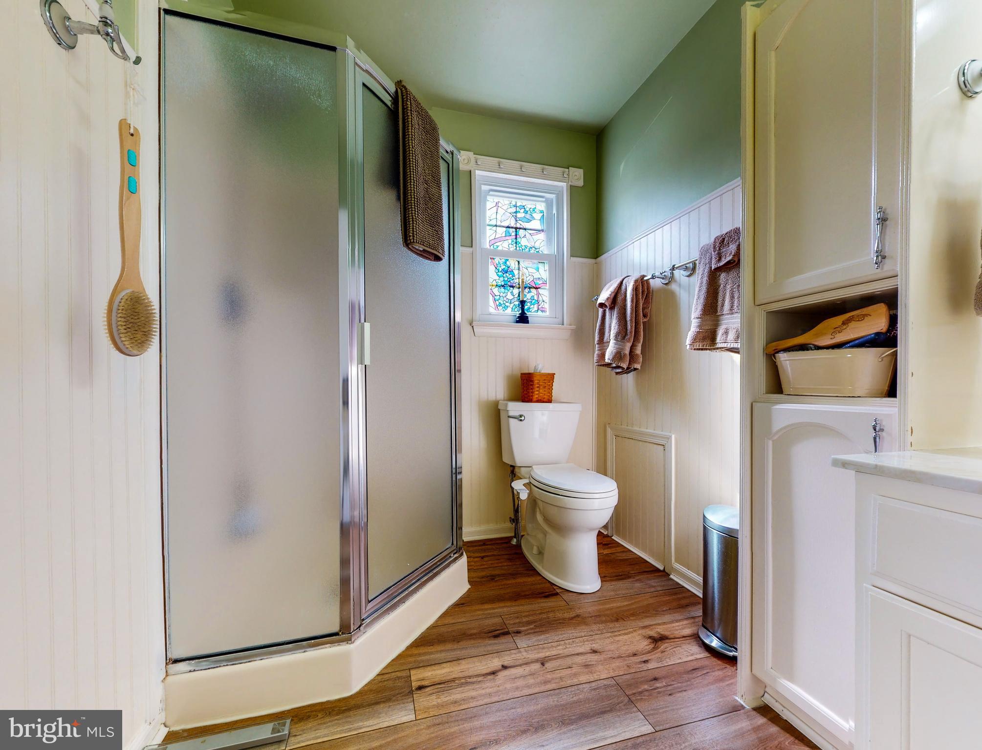40 Country Road Perkasie, PA 18944 - Photo 20 of 49 Primary bath with Shower