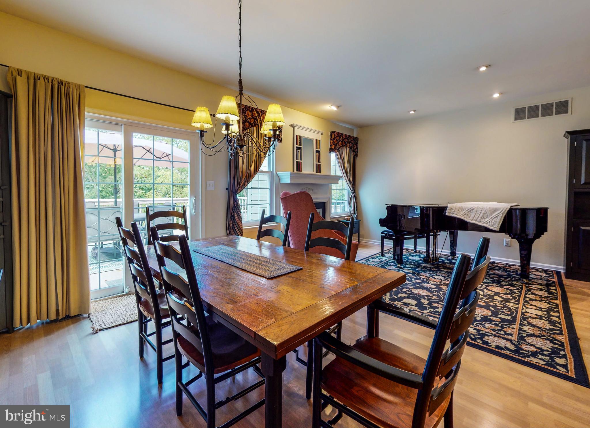 40 Country Road Perkasie, PA 18944 - Photo 10 of 49 Dining Room