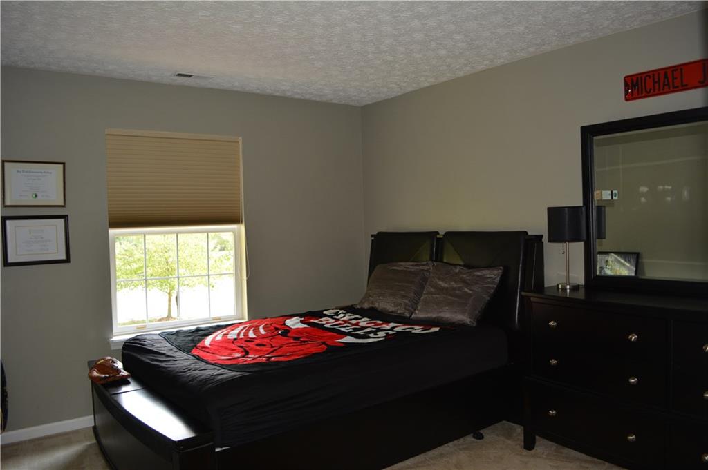9103 Prairie Ridge Court Indianapolis, IN 46256 - Photo 17 of 22 Gallery Image 17