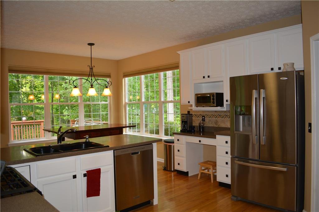 9103 Prairie Ridge Court Indianapolis, IN 46256 - Photo 8 of 22 Gallery Image 8