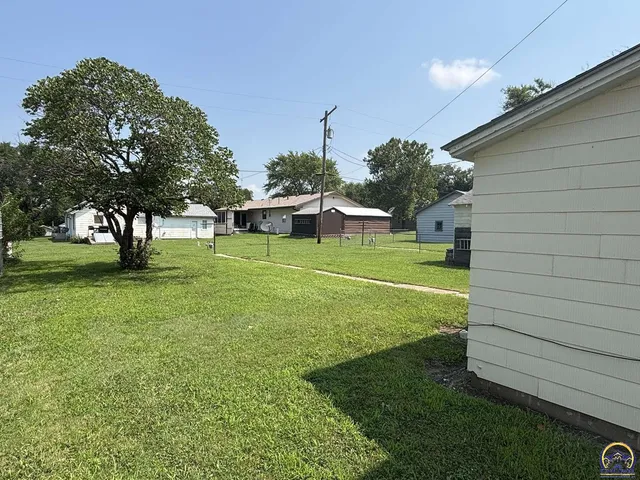 $89,000 | 522 5th Street, Strong City, KS 66869