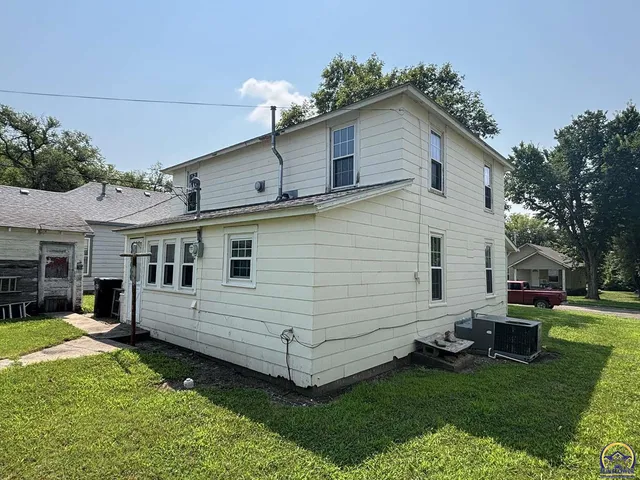 $89,000 | 522 5th Street, Strong City, KS 66869