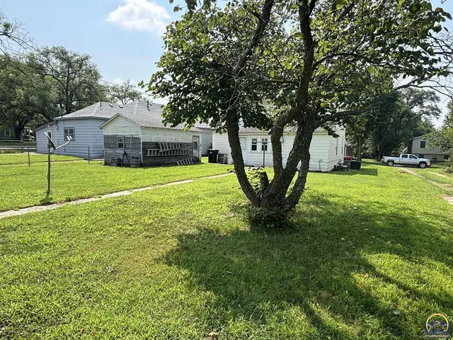 $89,000 | 522 5th Street, Strong City, KS 66869