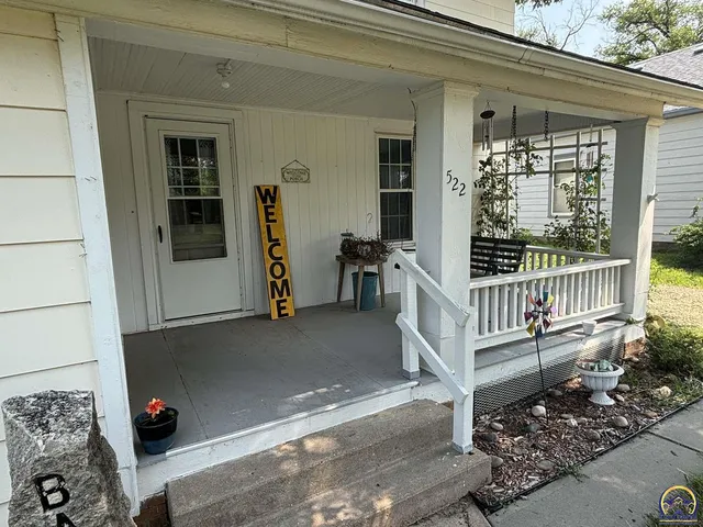 $89,000 | 522 5th Street, Strong City, KS 66869