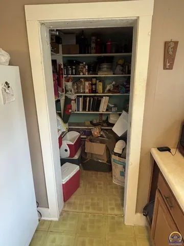 $89,000 | 522 5th Street, Strong City, KS 66869