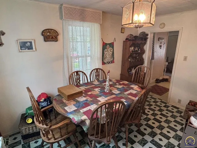 $89,000 | 522 5th Street, Strong City, KS 66869