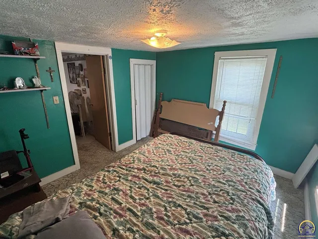 $89,000 | 522 5th Street, Strong City, KS 66869