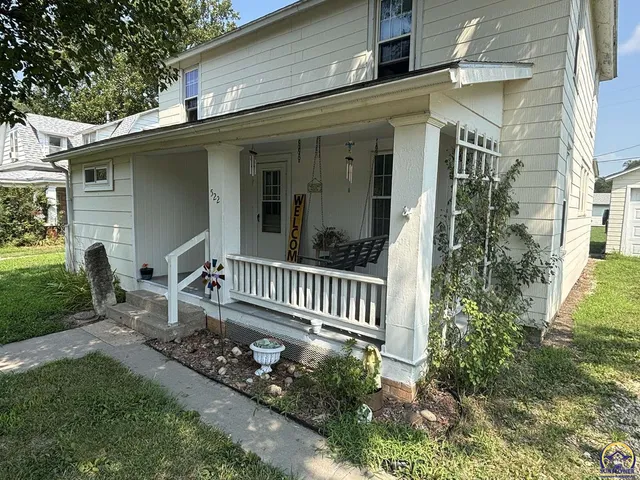 $89,000 | 522 5th Street, Strong City, KS 66869