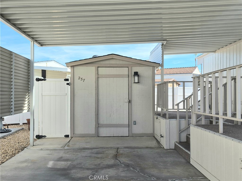 1295 South Cawston Avenue, Unit 257 Hemet, CA 92545 - Photo 3 of 21