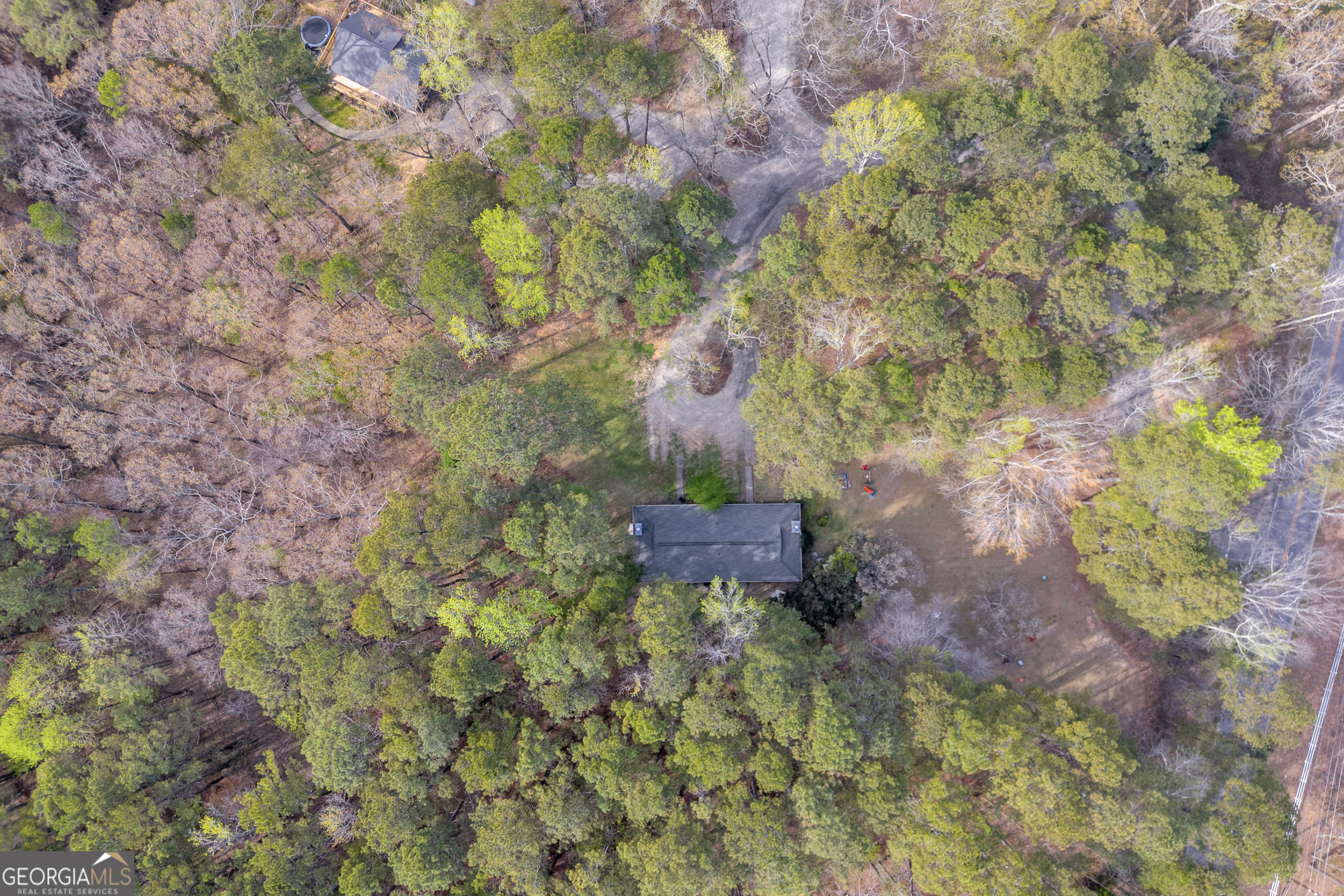 342 Brown Bridge Road Auburn, GA 30011 - Photo 8 of 41