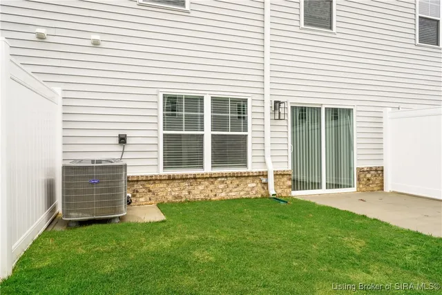 $1,745 | 2061 Paddle Wheel Drive, Jeffersonville, IN 47130