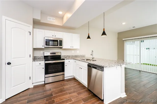 $1,745 | 2061 Paddle Wheel Drive, Jeffersonville, IN 47130