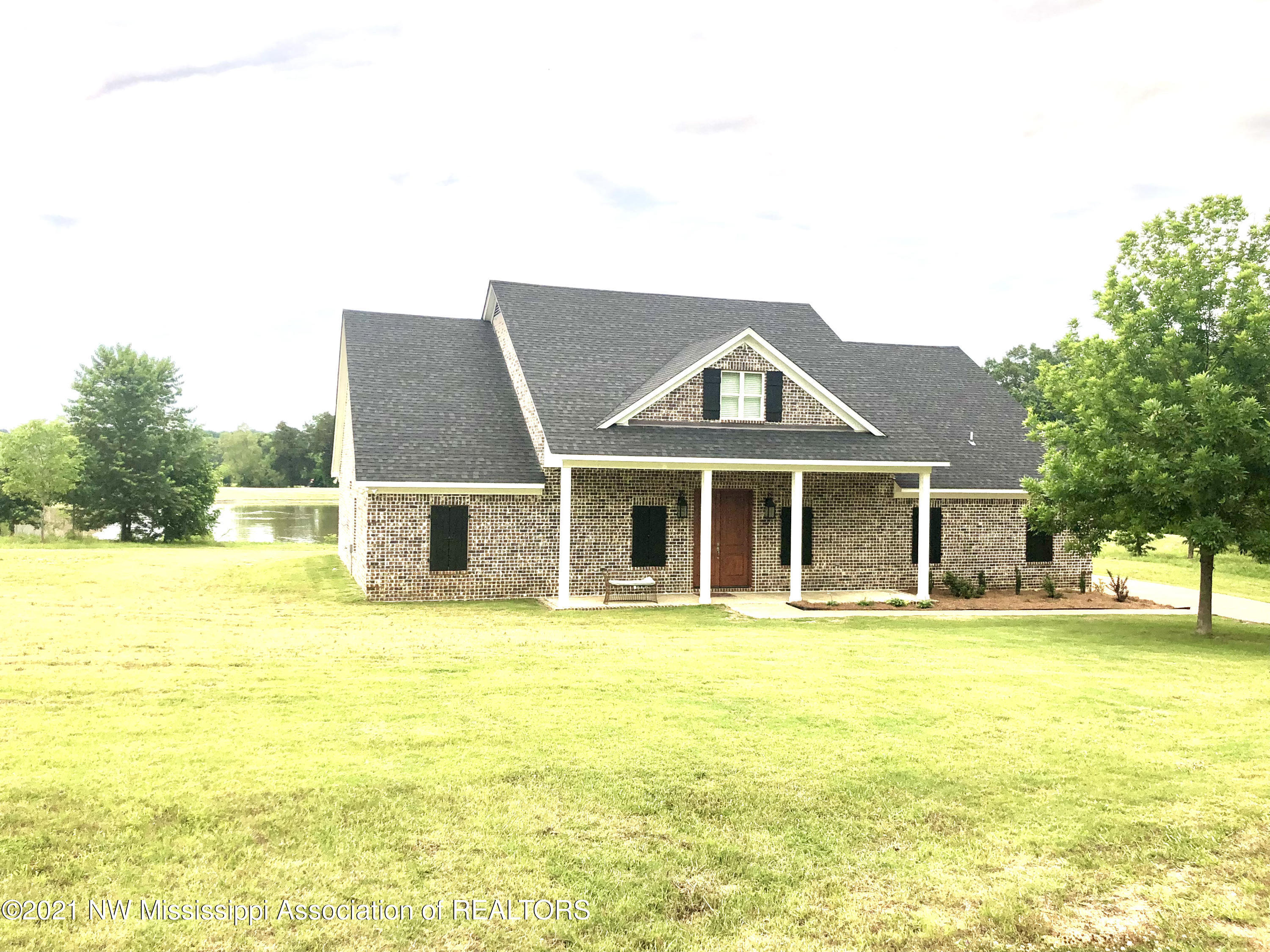 103 Ridgewood Cove Coldwater, MS 38618 - Photo 1 of 56 103 Ridgewood Cove