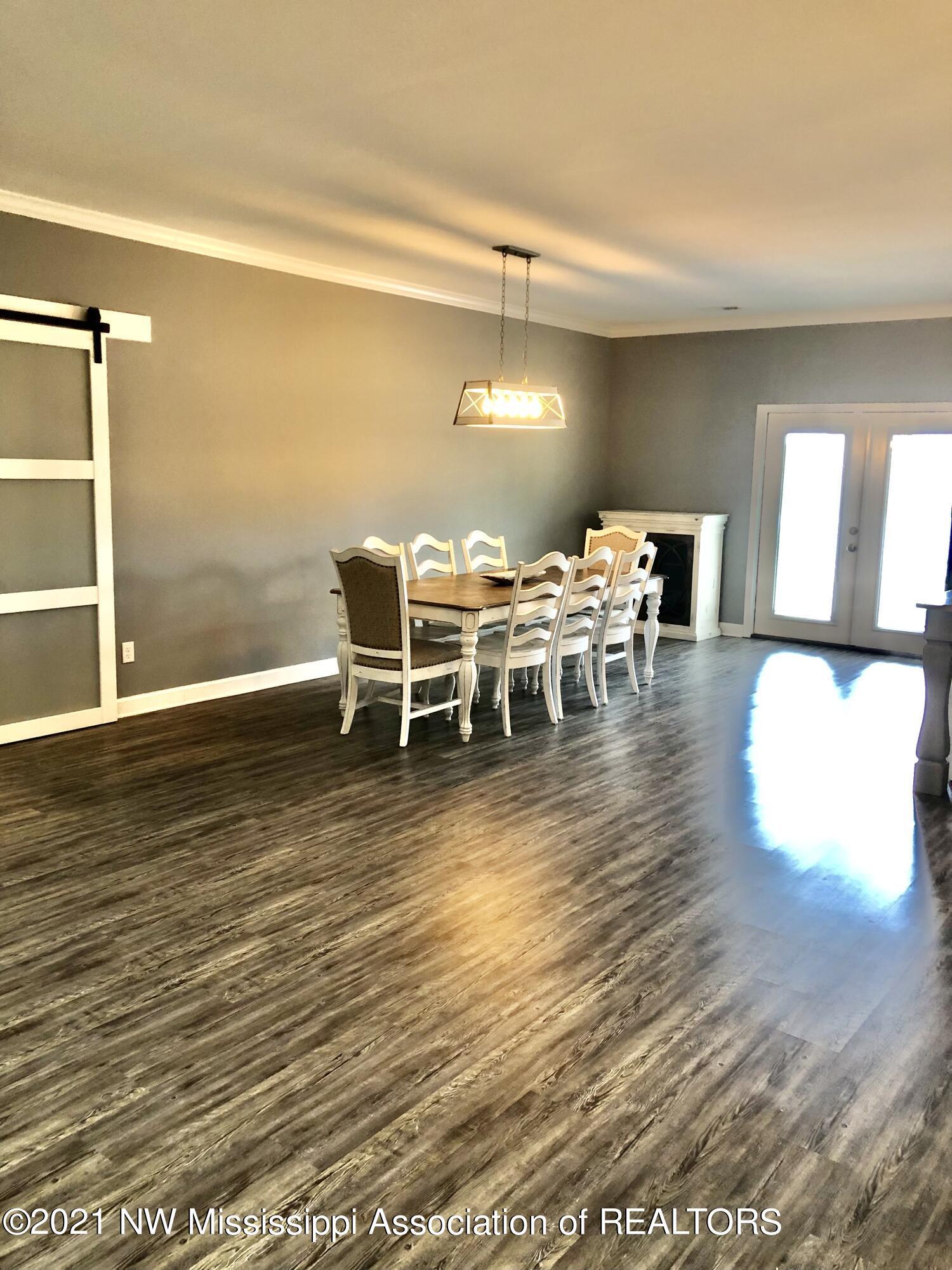 103 Ridgewood Cove Coldwater, MS 38618 - Photo 24 of 56 View from the den.