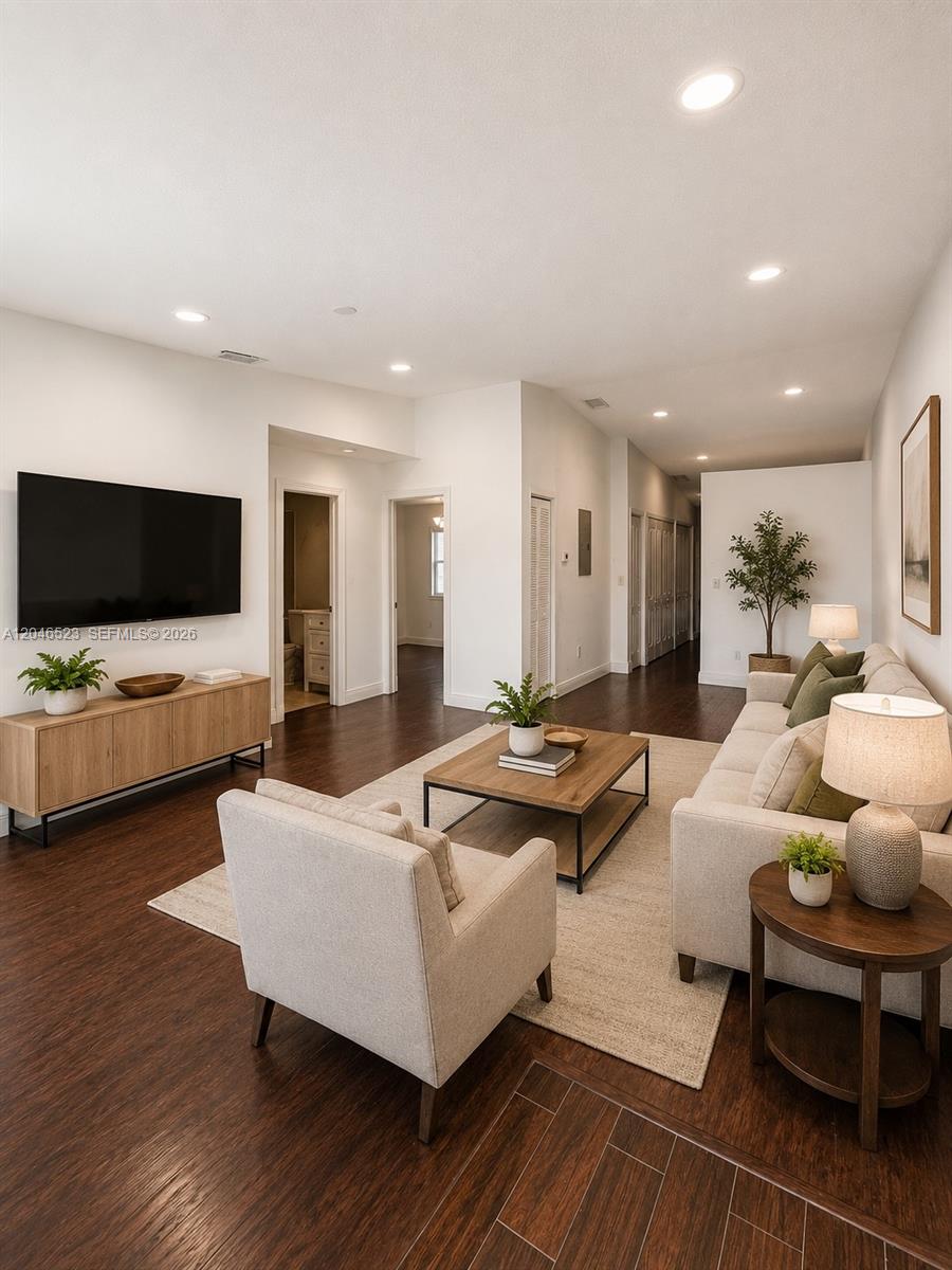 7231 West 29th Way, Unit 7231 Hialeah, FL 33018 - Photo 1 of 8