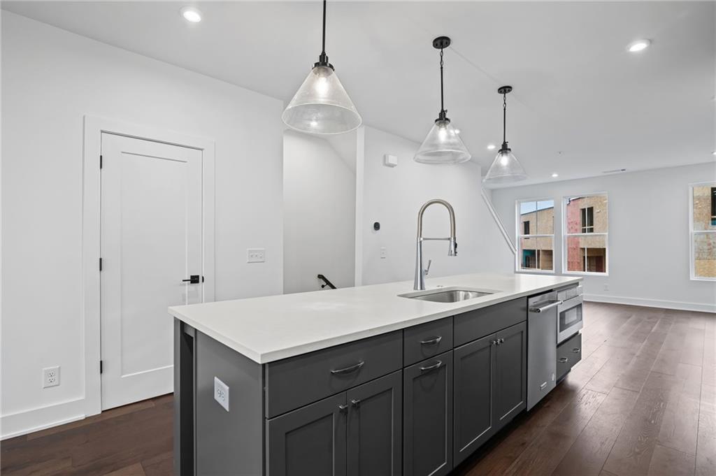 201 New Street, Unit 1302 Decatur, GA 30030 - Photo 13 of 35