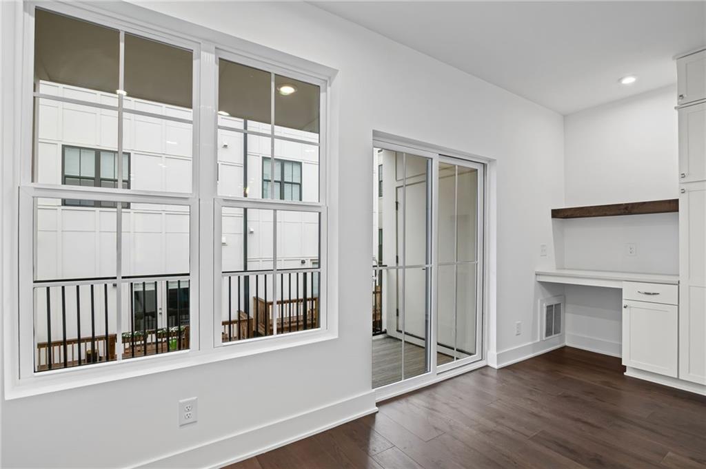 201 New Street, Unit 1302 Decatur, GA 30030 - Photo 14 of 35