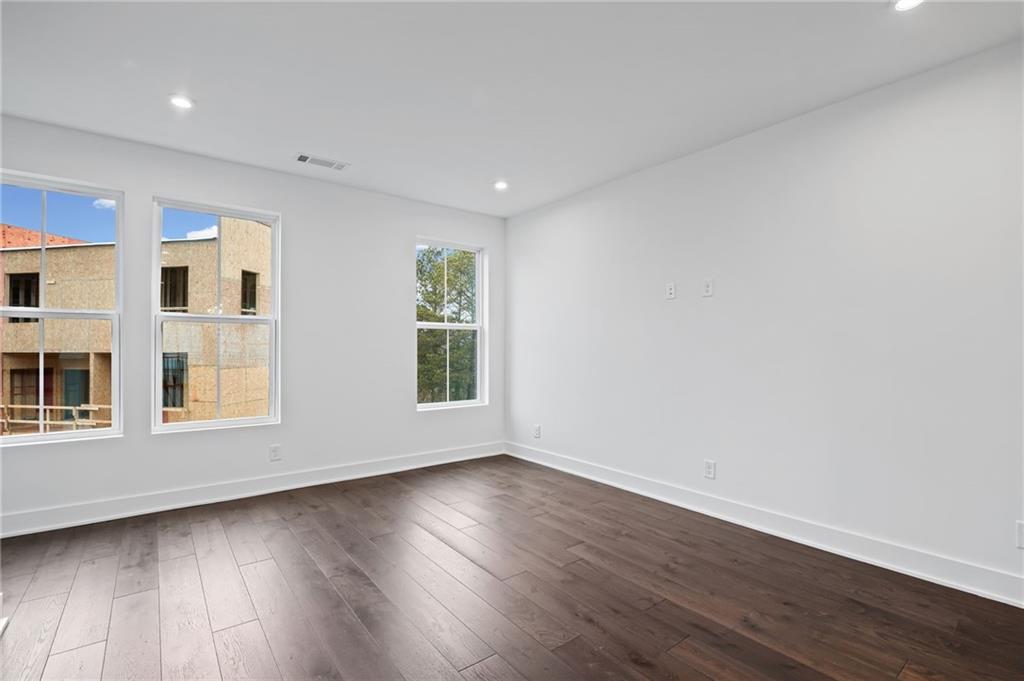 201 New Street, Unit 1302 Decatur, GA 30030 - Photo 6 of 35