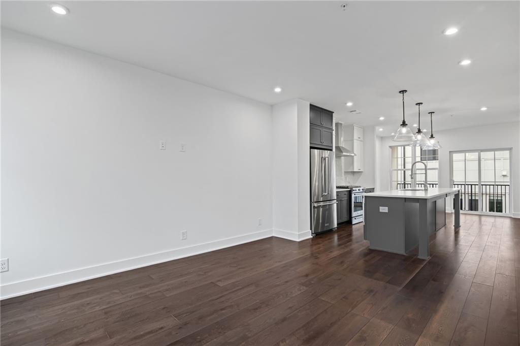 201 New Street, Unit 1302 Decatur, GA 30030 - Photo 9 of 35