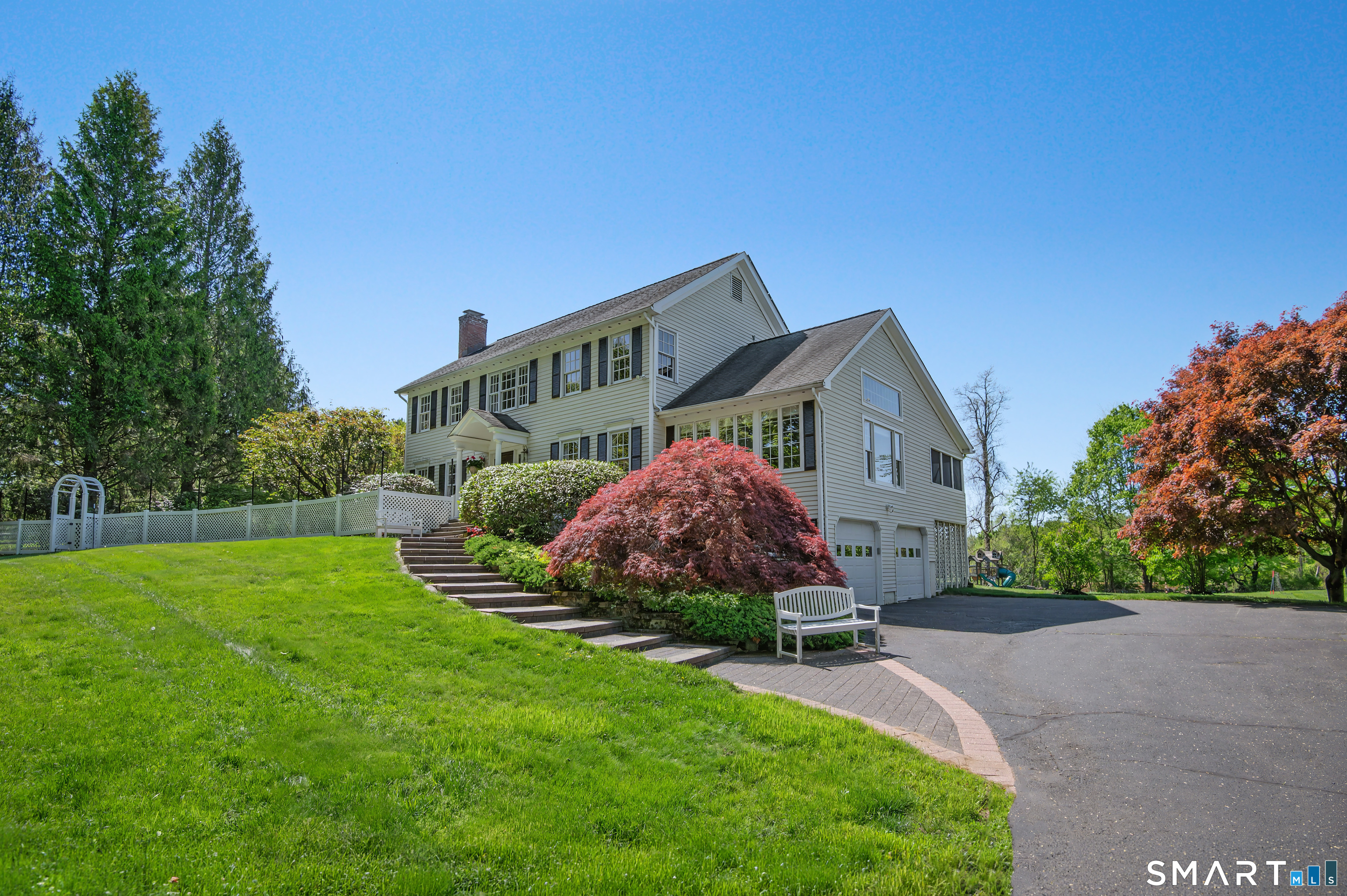 9 Schoolhouse Place Ridgefield, CT 06877 - Photo 32 of 40